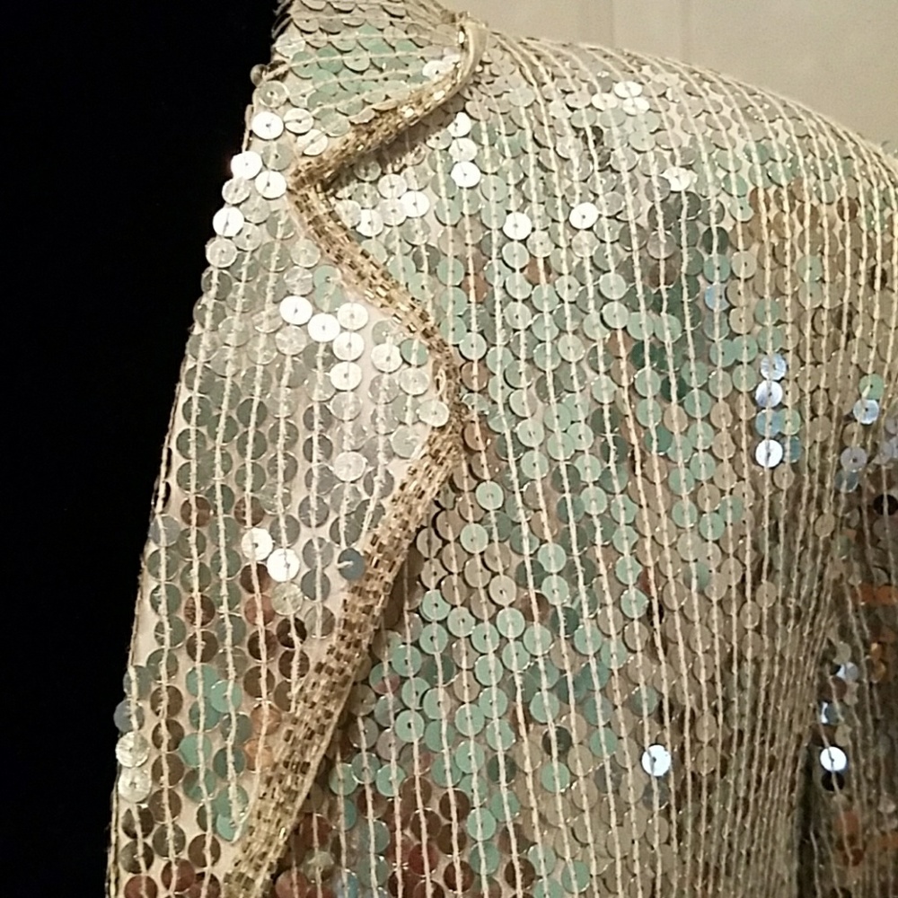 (SOLD)VINTAGE NOS 100% SILK SEQUIN BLAZER - Picture 3 of 7