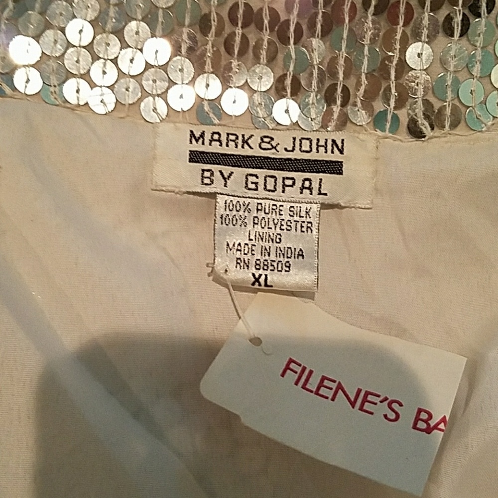 (SOLD)VINTAGE NOS 100% SILK SEQUIN BLAZER - Picture 7 of 7