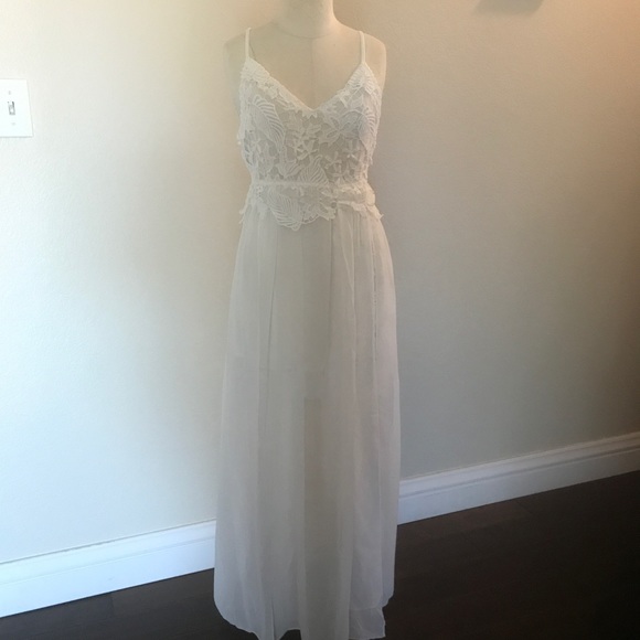 🦋 WHITE SHEER GOWN BEACH DRESS - Picture 5 of 8