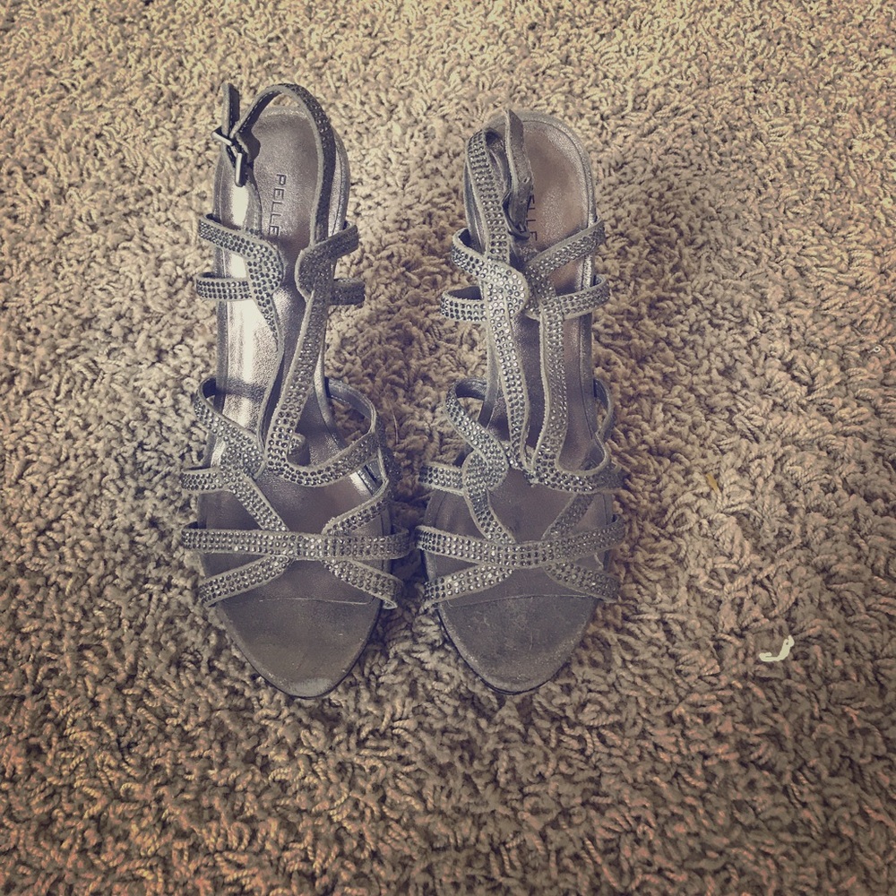 Grey Sequin heel