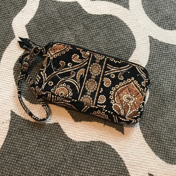 Vera Bradley grab-n-go wristlet - Picture 1 of 1