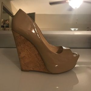Nude patent leather wedges. Sz 7