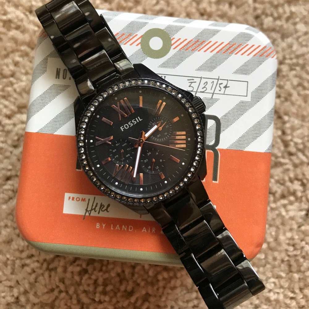 black fossil watch