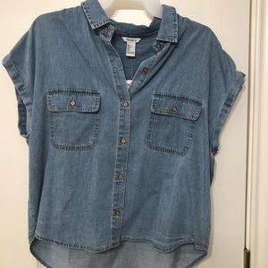 Forever 21 button up denim top!