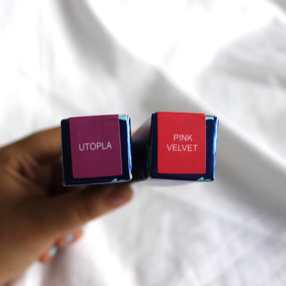 Matte Liquid Lipstick - Picture 2 of 3