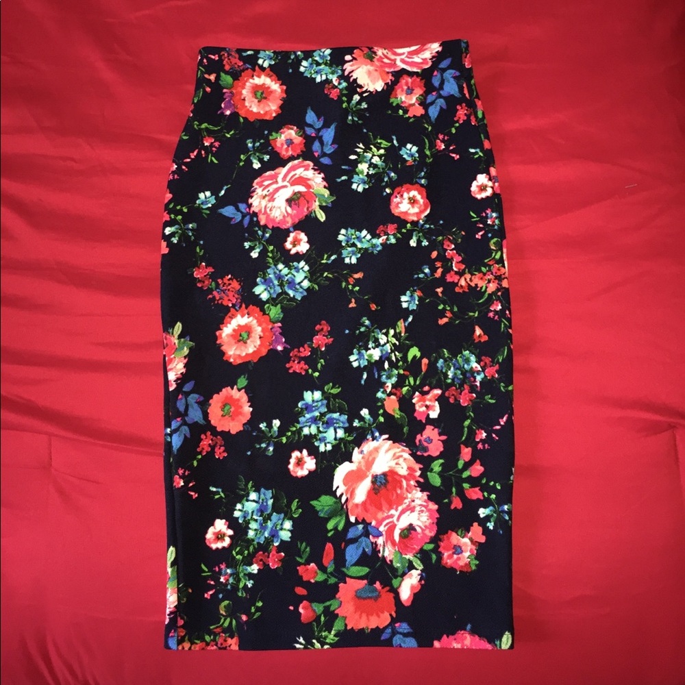 pencil skirt