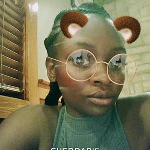 Meet your Posher, Mariah