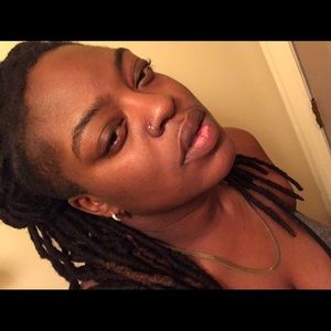 Meet your Posher, Tara