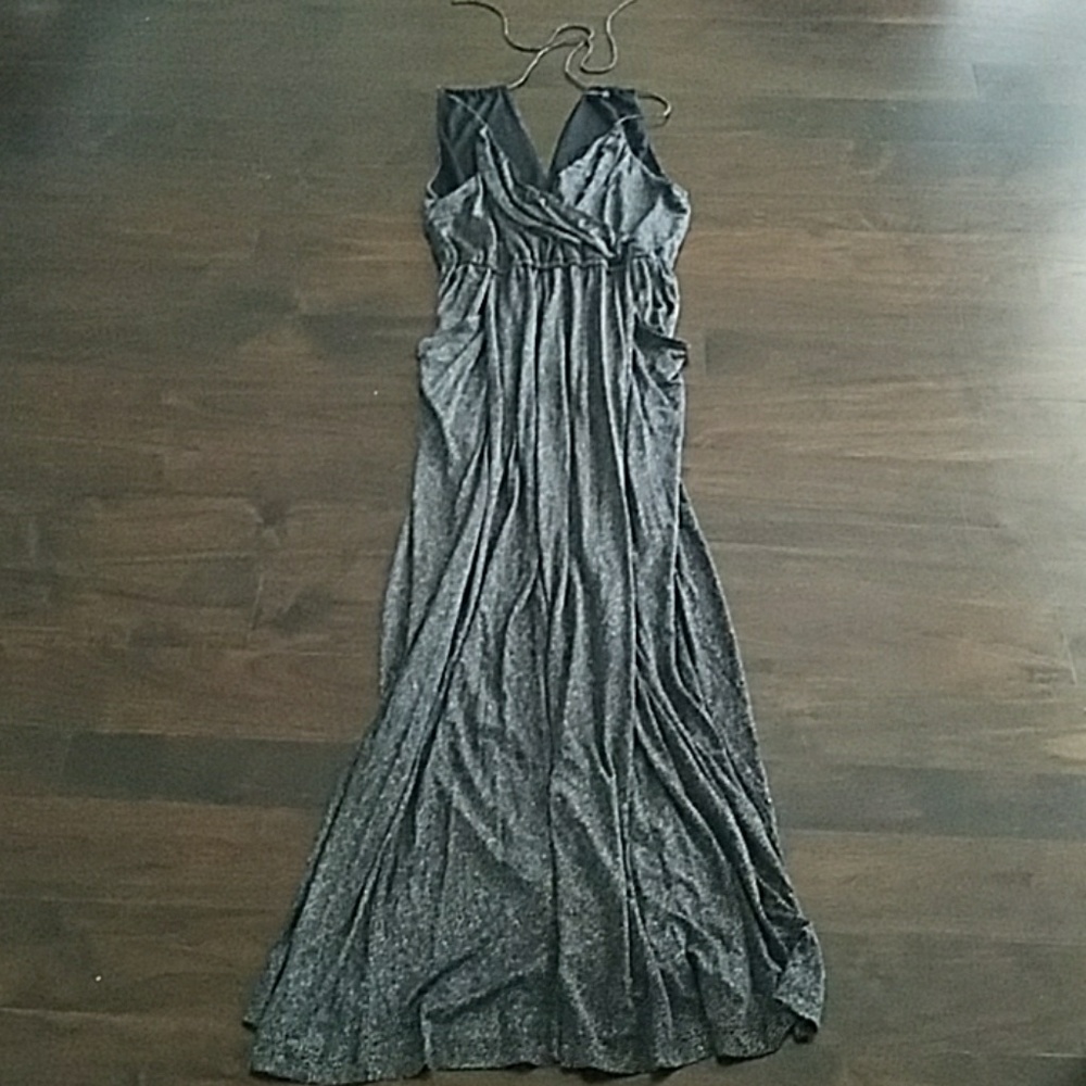 Stunning black and white Theory maxi casual small