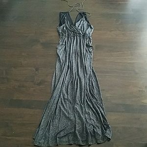 Stunning black and white Theory maxi casual small