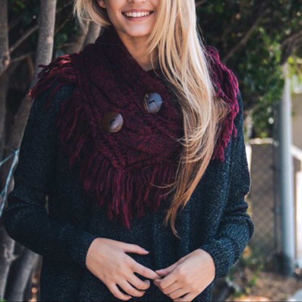 LA - Fringe Infinity Scarf - BURGUNDY