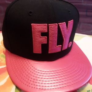 Nike hat snapback!
