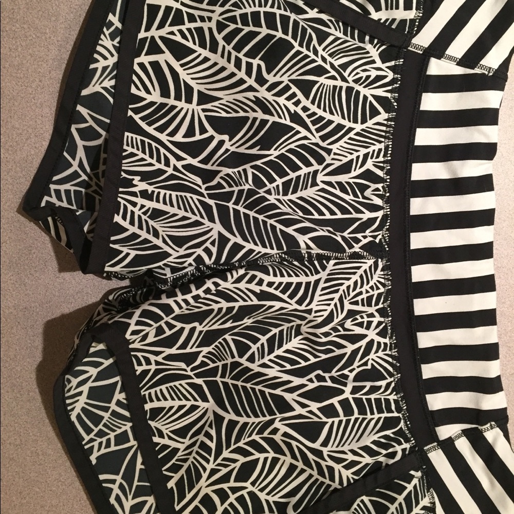 Lululemon run times shorts