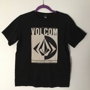 Volcom tshirt