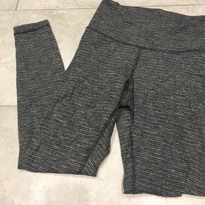 Lululemom Wunder under pant size 6 heather gray