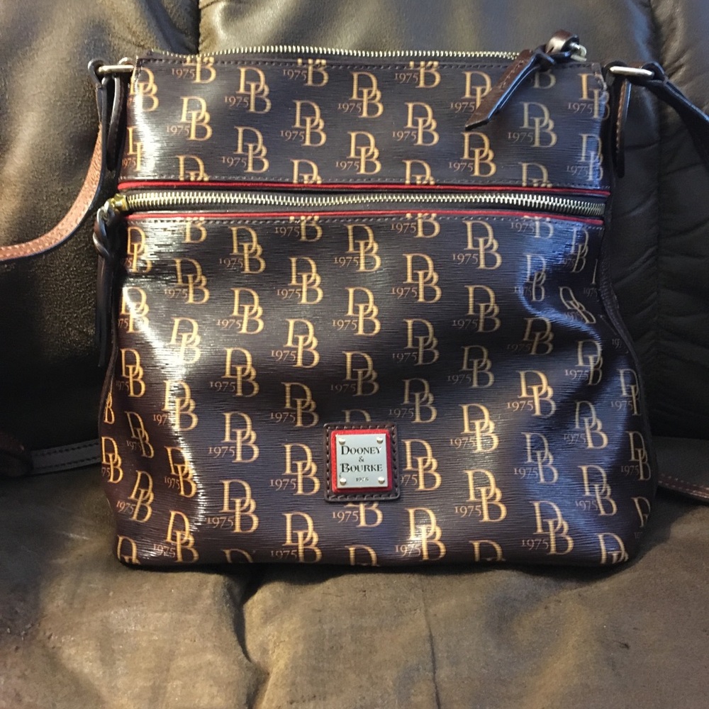 Dooney & Bourke cross body handbag