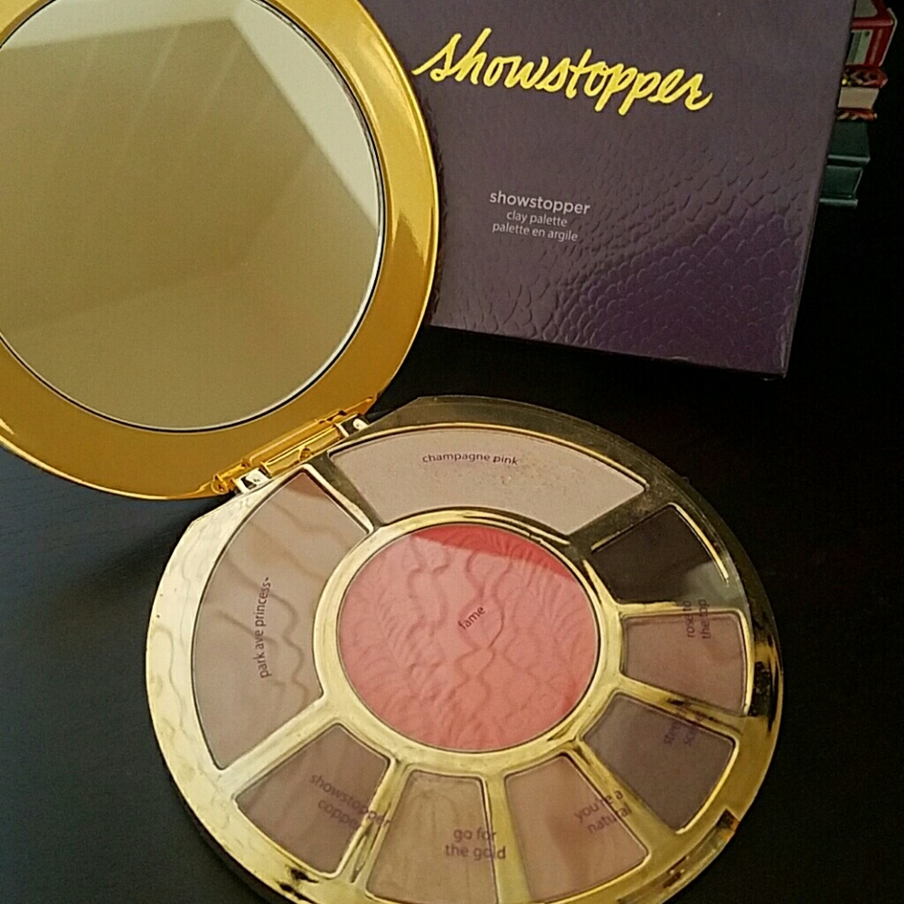 *SOLD* Tarte Showstopper Clay Palette