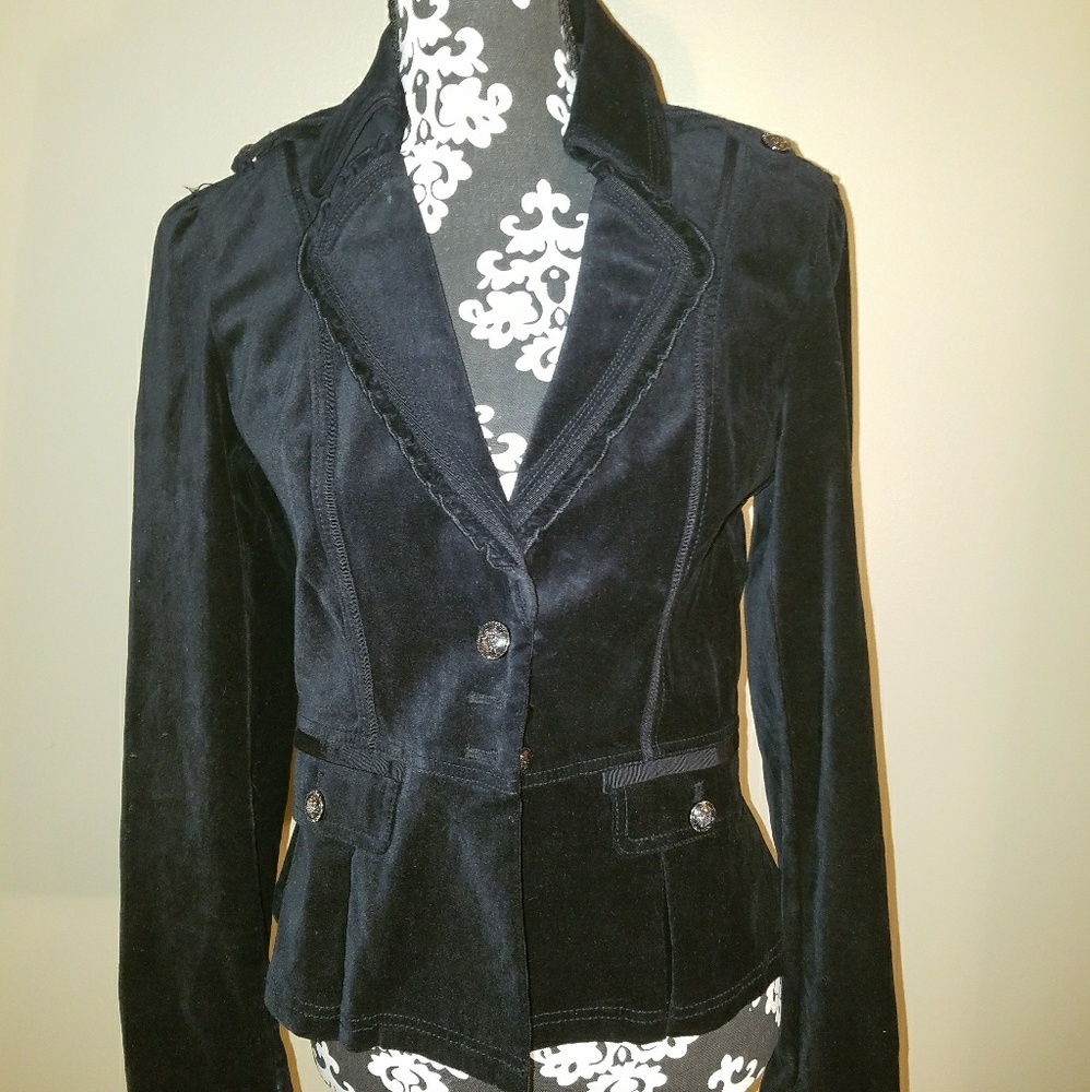 Beautiful White House Black MarkeVelvet Jacket, 6