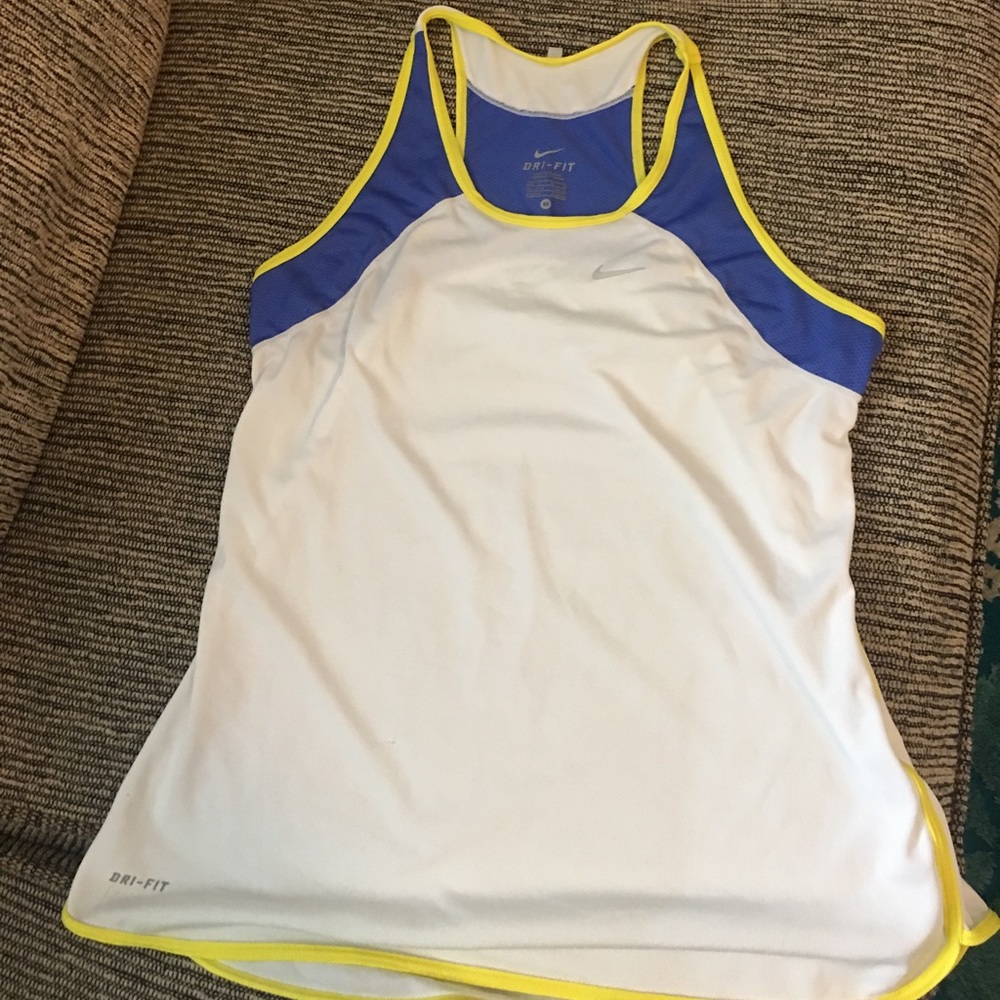 Nike drifit tank sz M