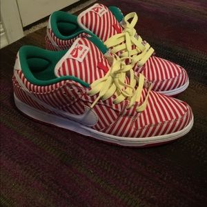 Candy Cane SB Dunks