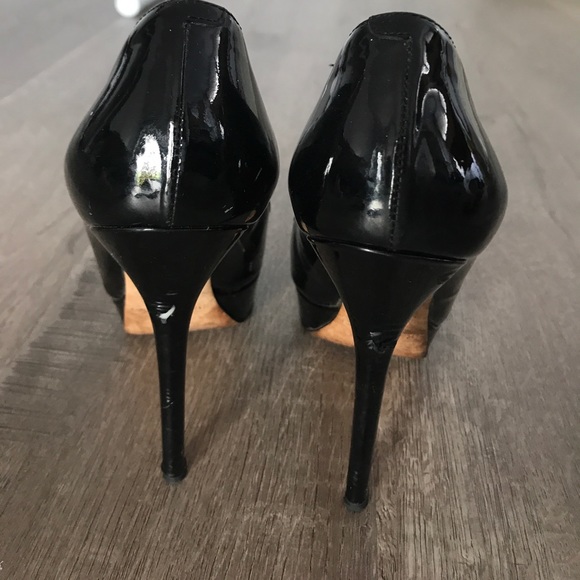Jimmy Choo classic patent leather heels 6.5 - Picture 4 of 8