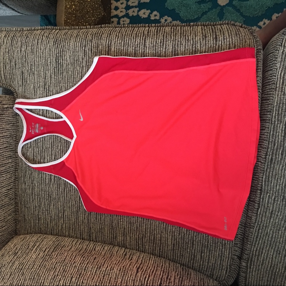 Nike Drifit tank sz M