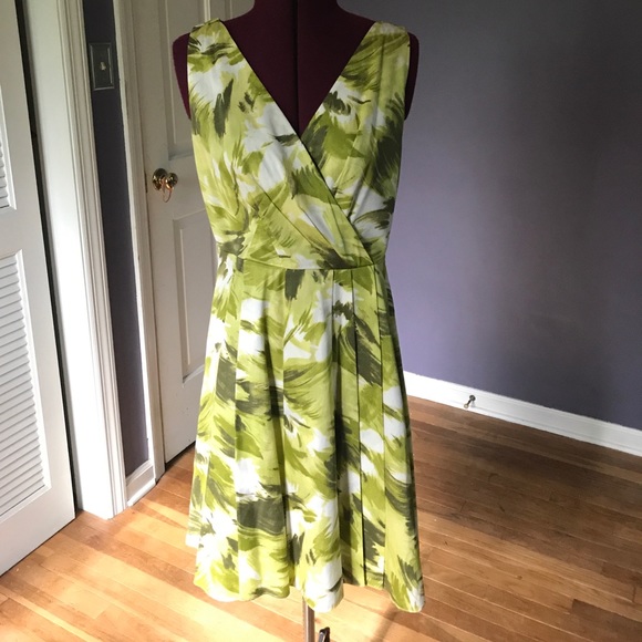 Pleated Mini Paintbrush Art Dress V Neck - Picture 1 of 1