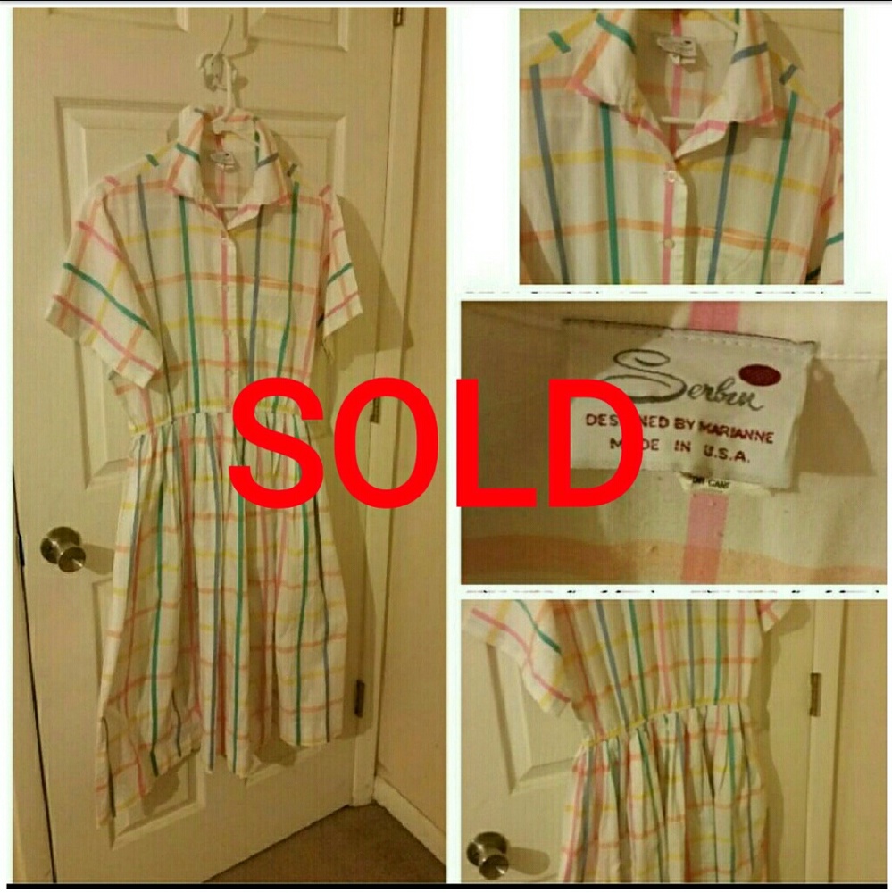 Vintage  Multi-colored Dress w Pockets