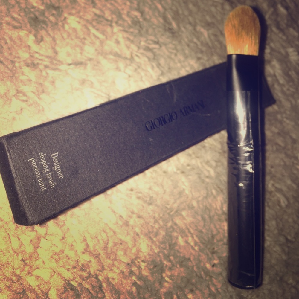 Giorgio Armani designer shaping brush
