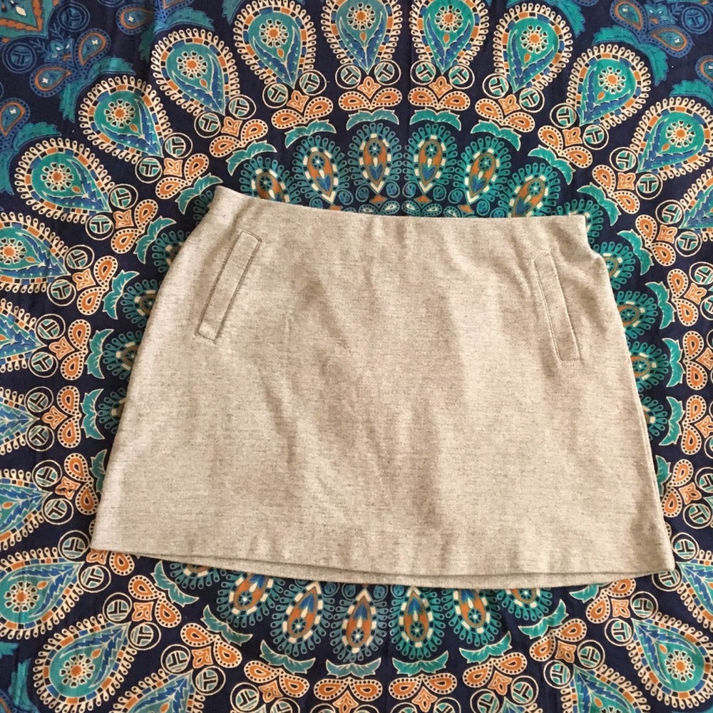 Gap mini skirt