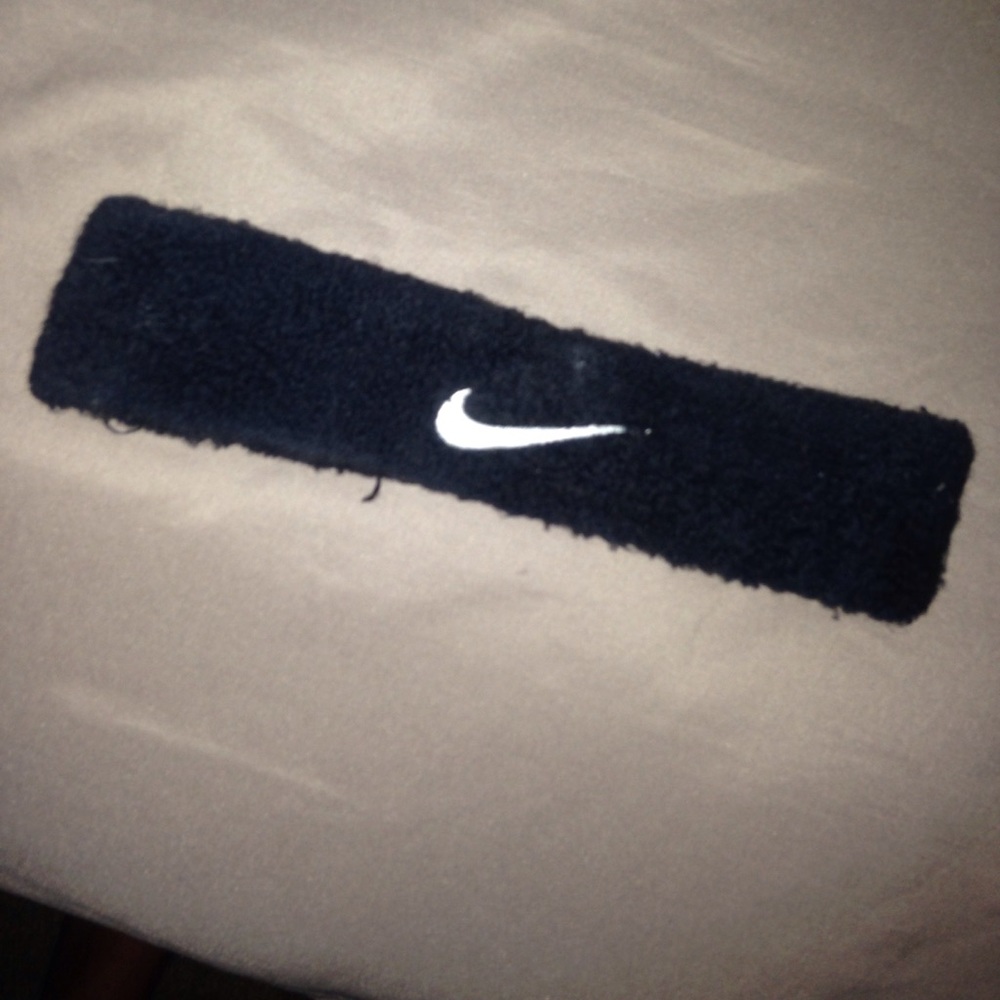 Nike headband