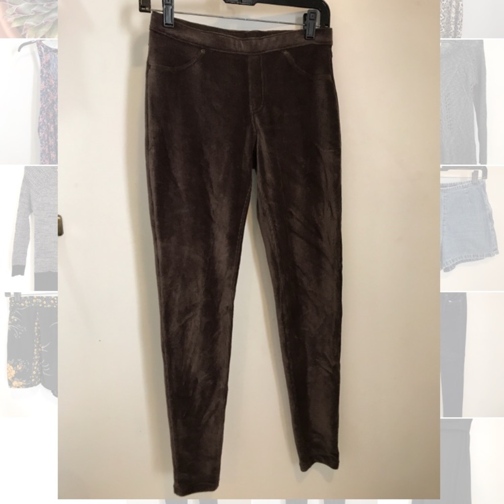 Hue Corduroy Leggings