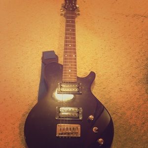 Dean Guitar and Case