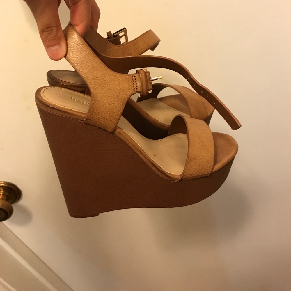 F21 Wedges