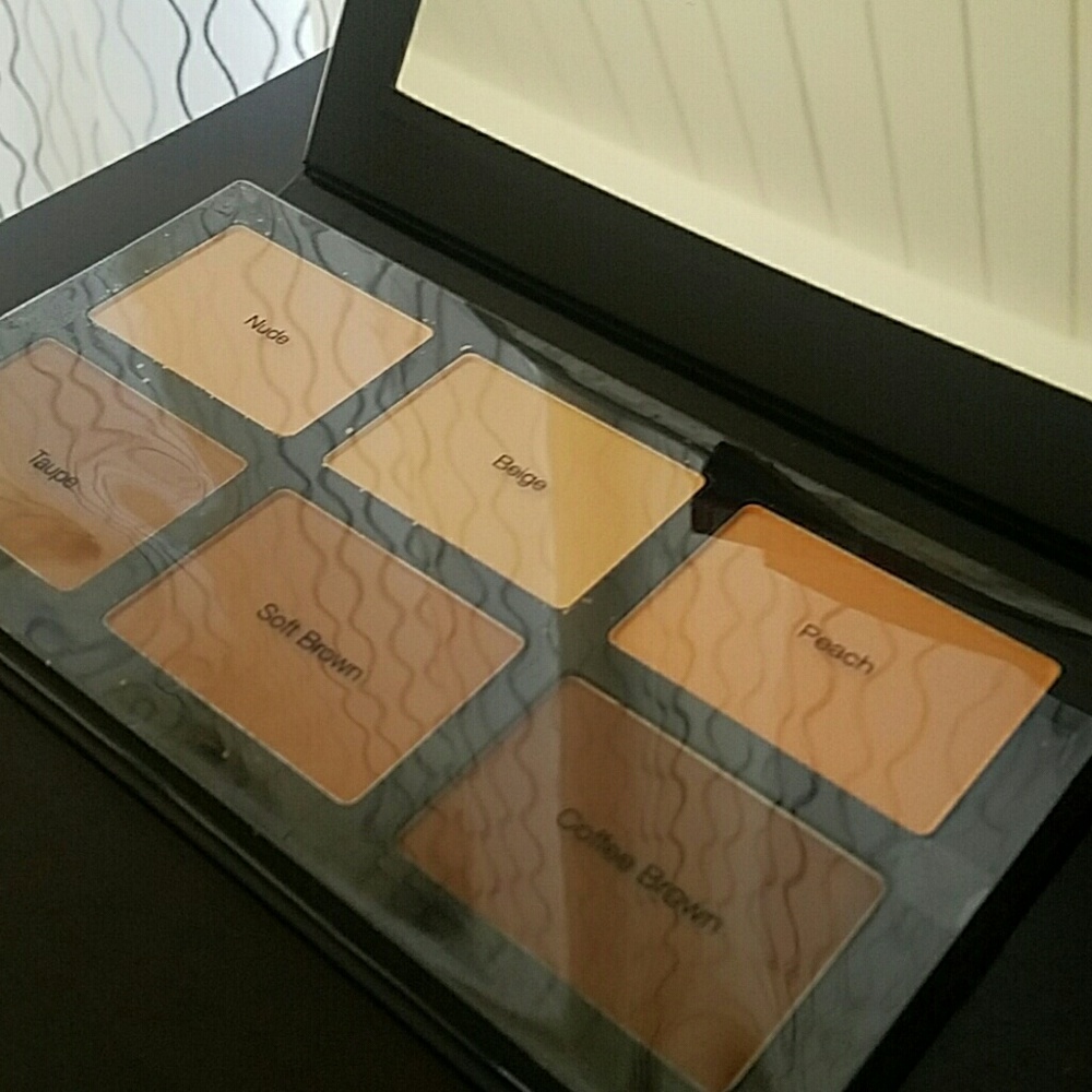 Profusion Contour Palette