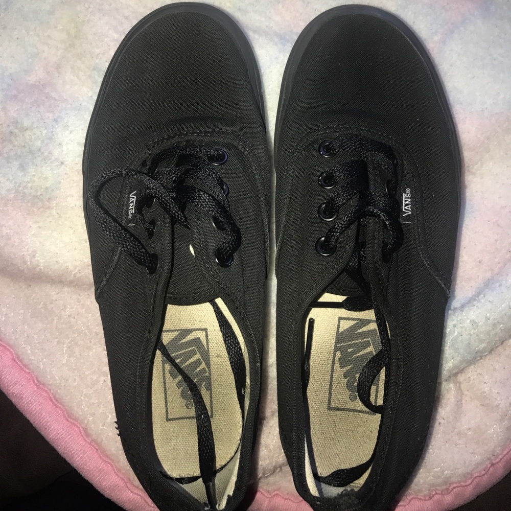 New Black Vans 😍