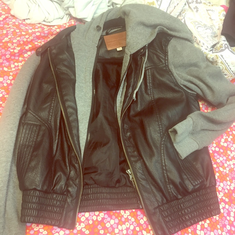 Faux leather & sweater jacket
