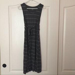 Maternity gray dress