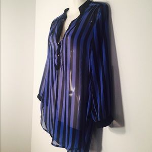 Speed Limit sheer blouse 💙