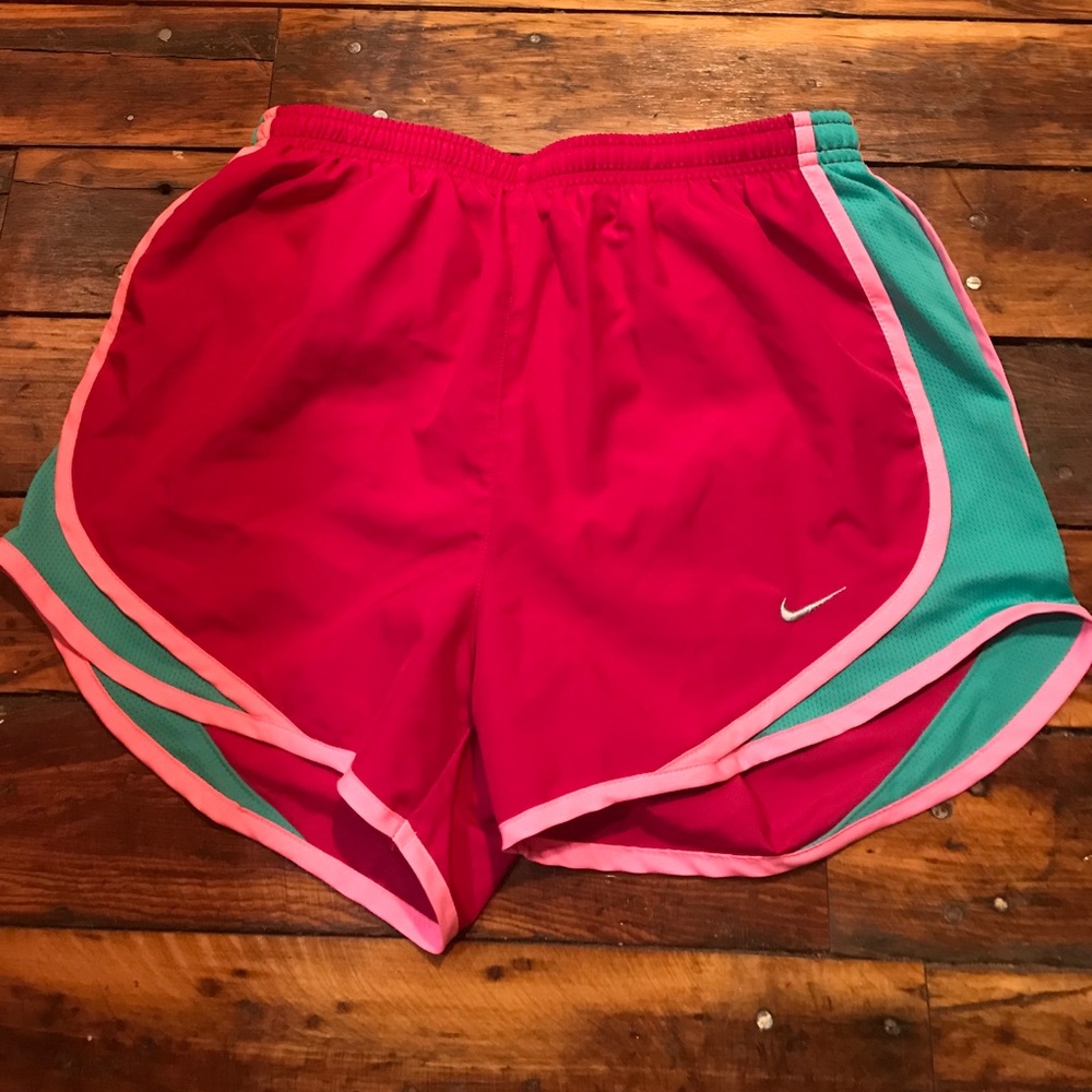 Women's Nike Tempo Running Shorts
