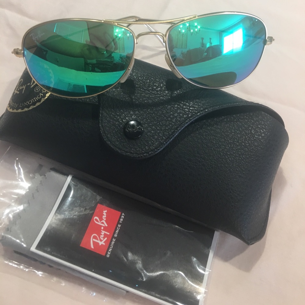 Ray-Ban Cockpit Sunglasses.