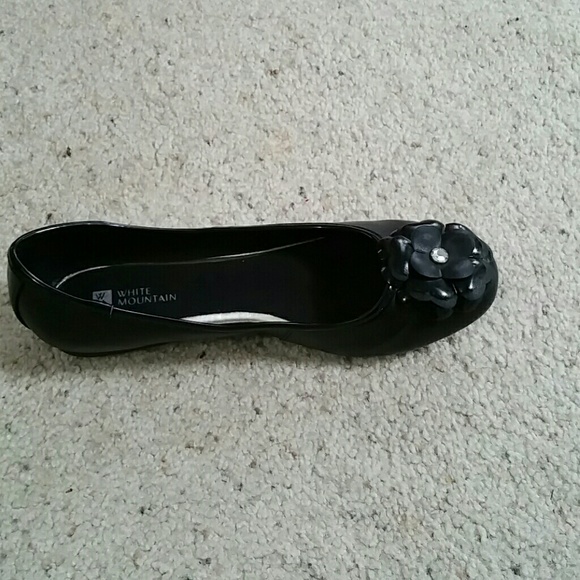 White Mountain - Picture 3 of 4