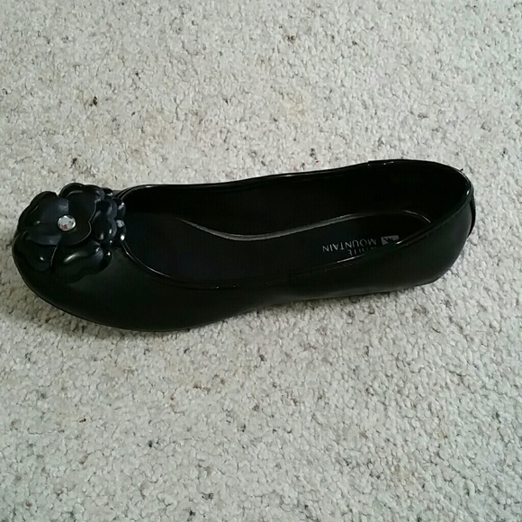 White Mountain - Picture 4 of 4