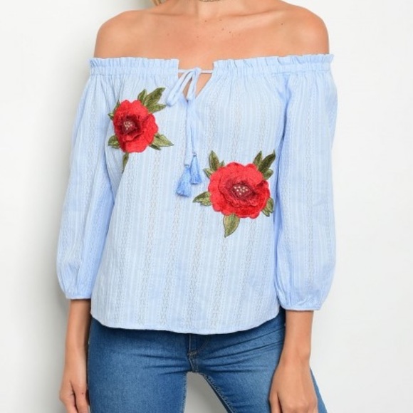 ❗️SOLD❗️Off Shoulder Top with 🌹 Patches - Picture 3 of 5