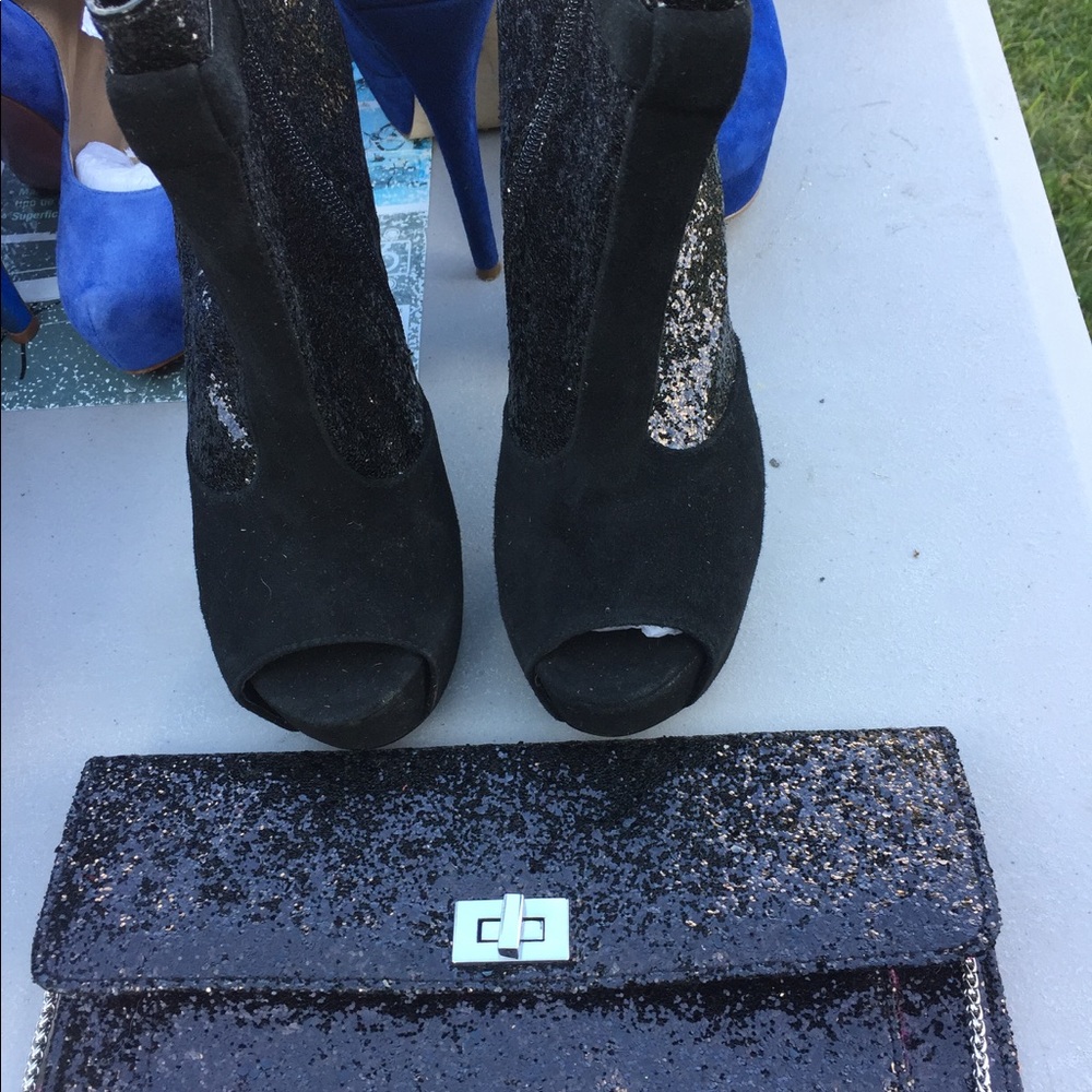 Clutch and booties set REDUCE!!!!