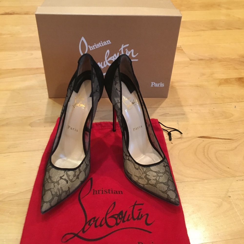 Christian Louboutin Pigalace 120 Dentelle Pumps