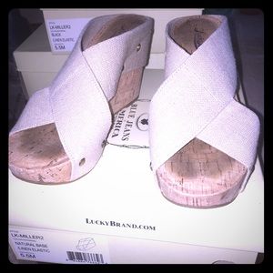 Miller 2 nude color wedges- lucky brown 5.5