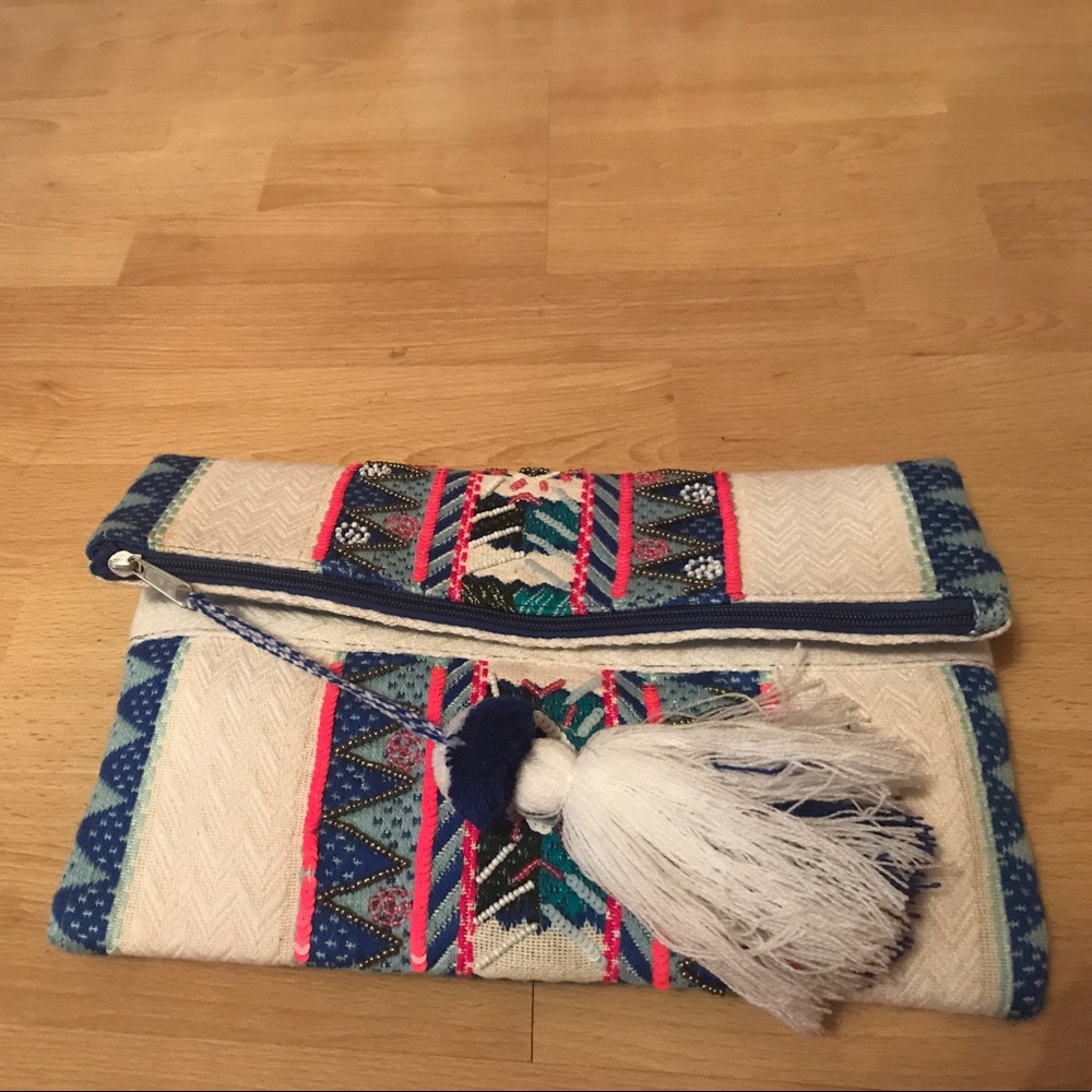 BOHO CLUTCH