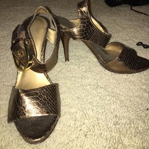 Nine West gold heels