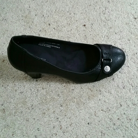 Bass - Picture 3 of 5